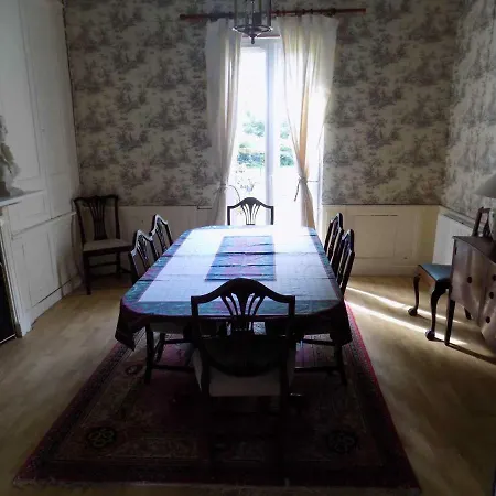 - Spacious And Tranquil Brétigny